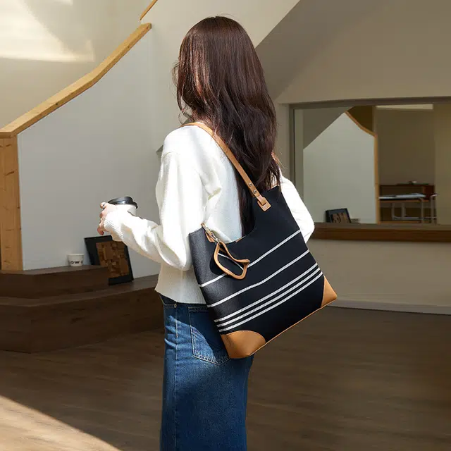 JOSINY Tote
