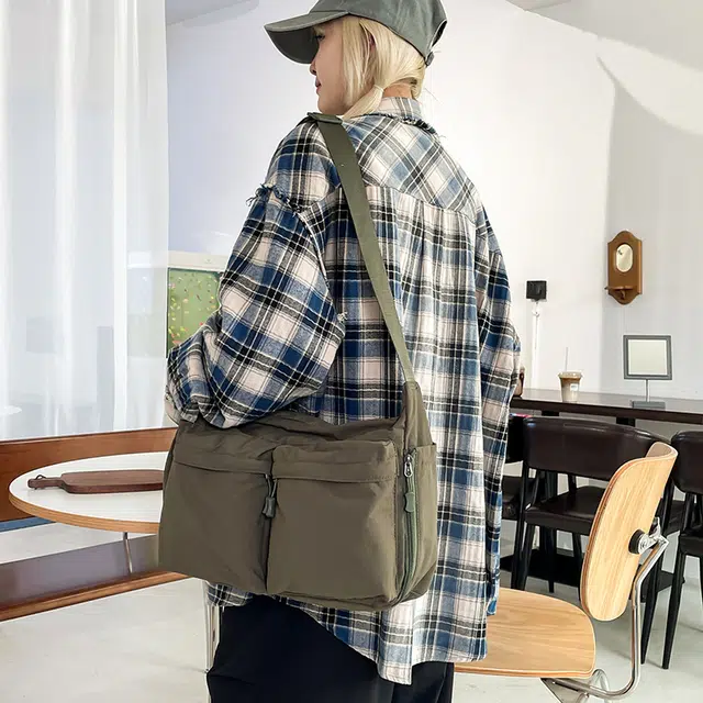 KAMLUI Nylon Shoulder Bag