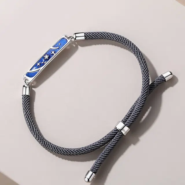 S925