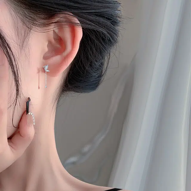 999 ins