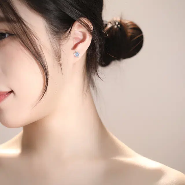 S925