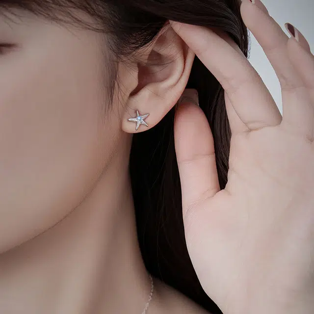 S925