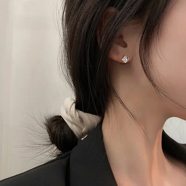 S999