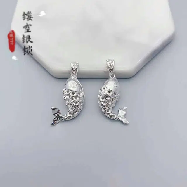 999