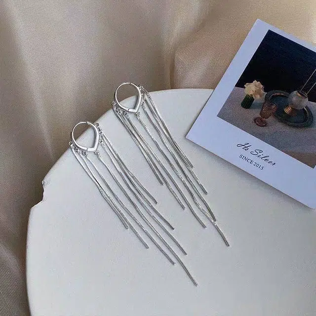 990