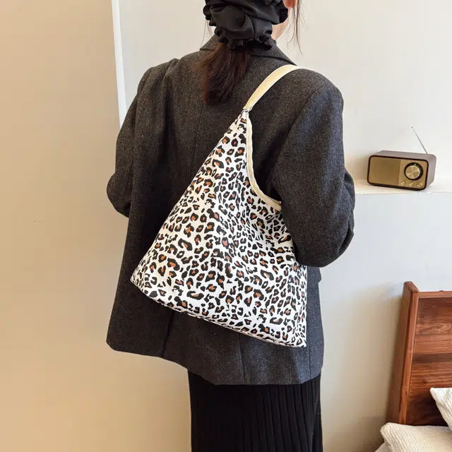 BLAKE FLEETO Tote