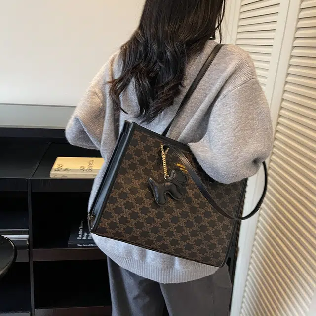 BLAKE FLEETO Tote PU