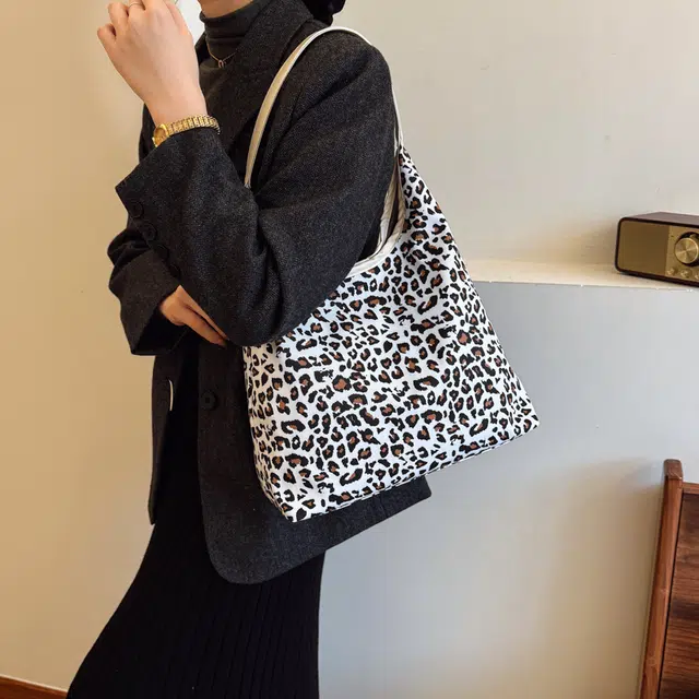 BLAKE FLEETO Tote