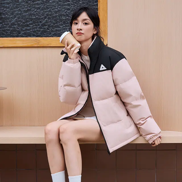 匹克 驭雪短羽升级版 三防科技经典纯色简约户外通勤校园冬季防污立领加厚保暖石墨烯驭热休闲微宽松中厚羽绒服 男女同款 粉红