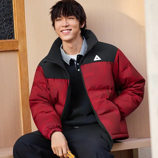 匹克 驭雪短羽升级版 三防科技经典纯色简约户外通勤校园冬季防污立领加厚保暖石墨烯驭热休闲微宽松中厚羽绒服 男女同款 安可拉红色