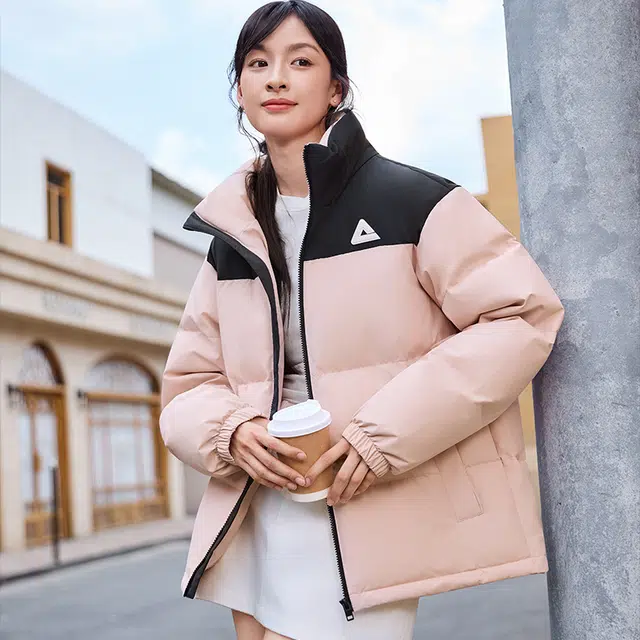 匹克 驭雪短羽升级版 三防科技经典纯色简约户外通勤校园冬季防污立领加厚保暖石墨烯驭热休闲微宽松中厚羽绒服 男女同款 粉红