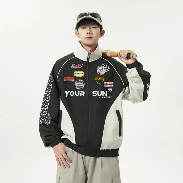 宜而爽 美式街头感潮流赛车服元素徽章图案个性字母印花无性别主义小众撞色拼接设计宽松休闲立领防风保暖百搭通勤长袖夹克外套 男女同款