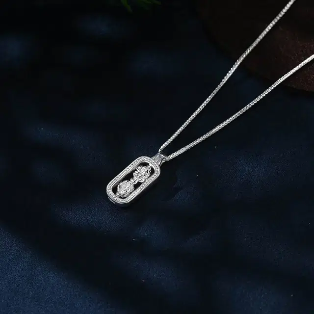 999