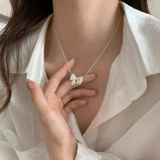 990