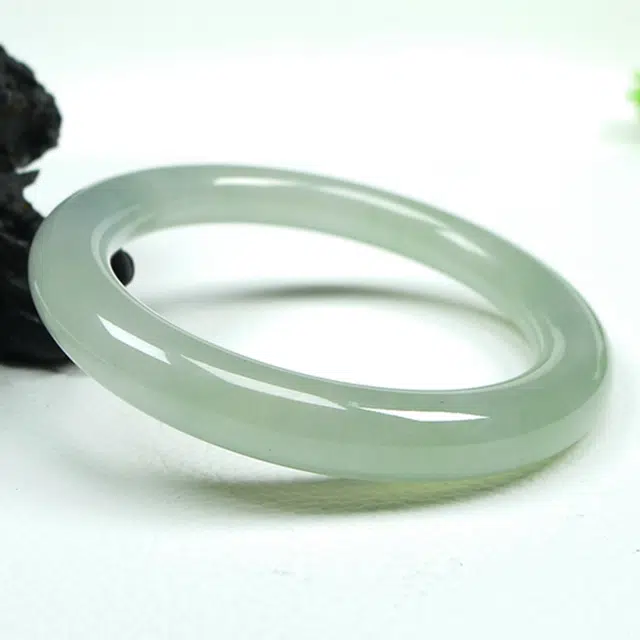 57.6mm54.70g