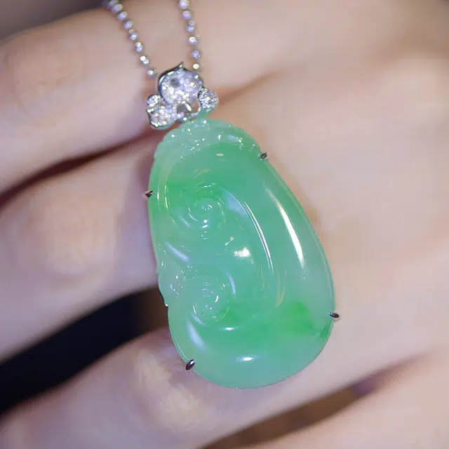 菲燕 如意阳绿 糯冰 翡翠吊坠 男女同款情侣款