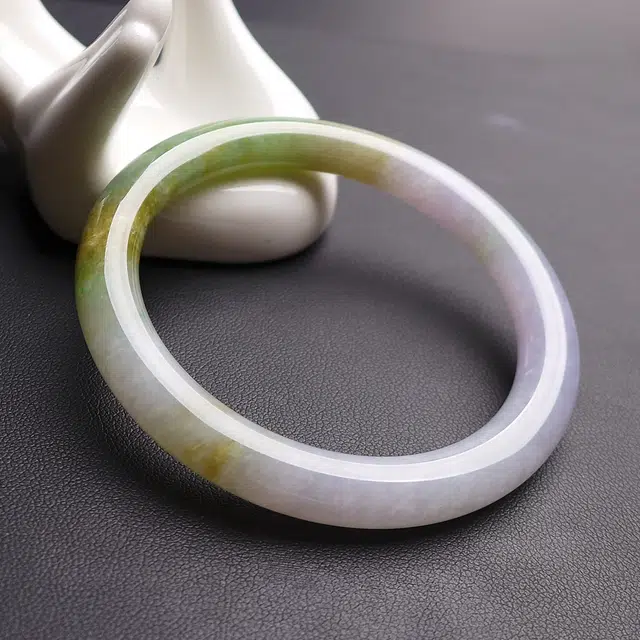 56.6mm40.18g