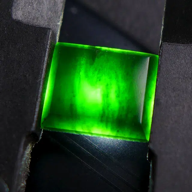0.72g