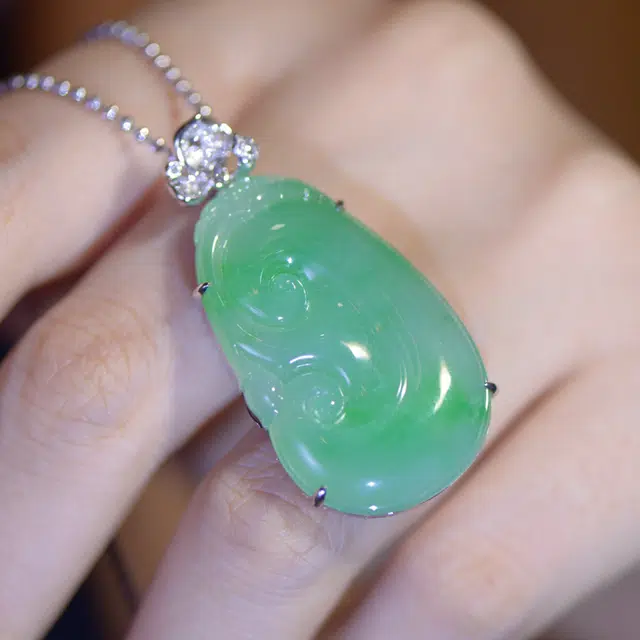 菲燕 如意阳绿 糯冰 翡翠吊坠 男女同款情侣款