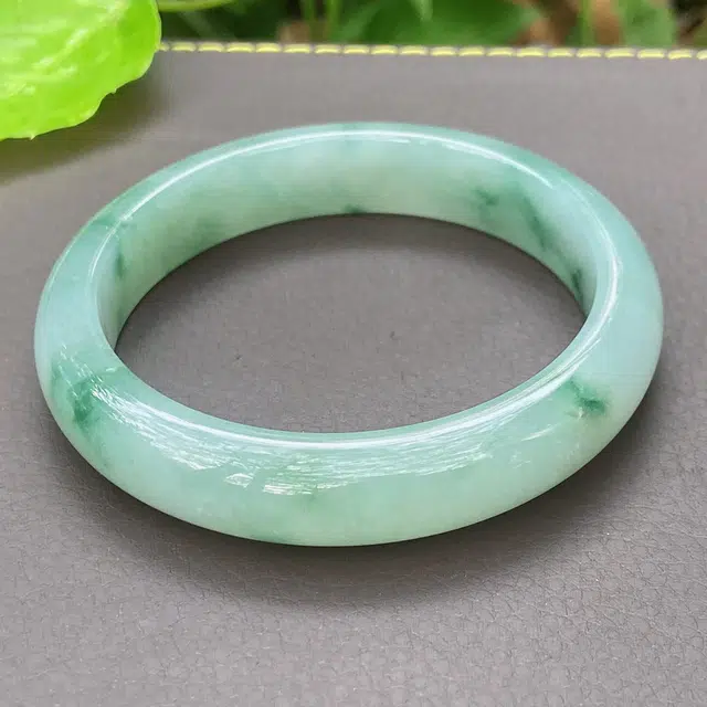 57.8mm
