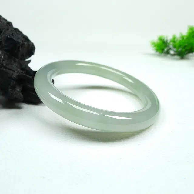 57.6mm54.70g