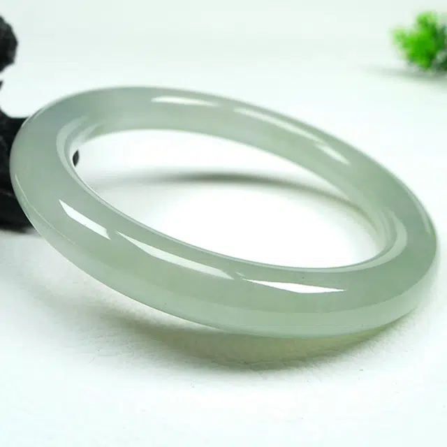 57.6mm54.70g
