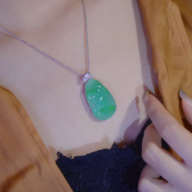 菲燕 如意阳绿 糯冰 翡翠吊坠 男女同款情侣款