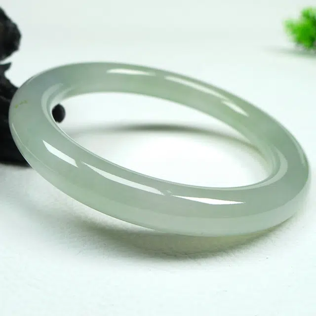 57.6mm54.70g