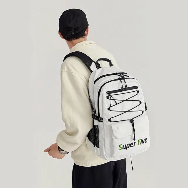 SUPERFIVE ins