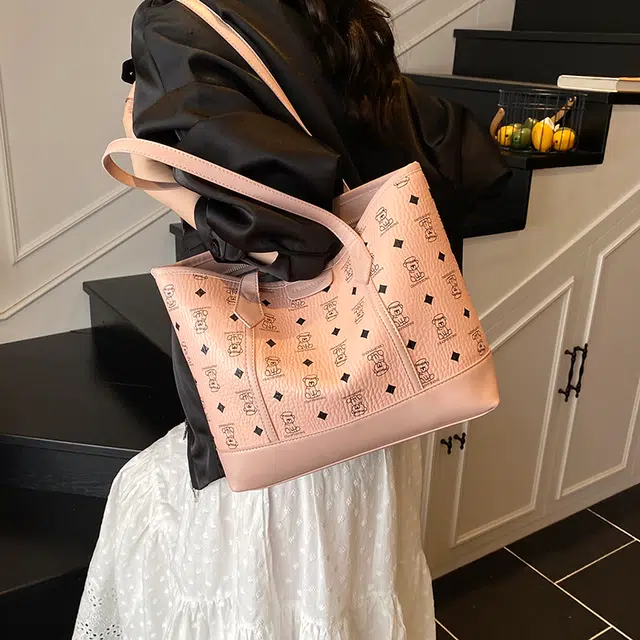 LUVISTRUE PU Tote