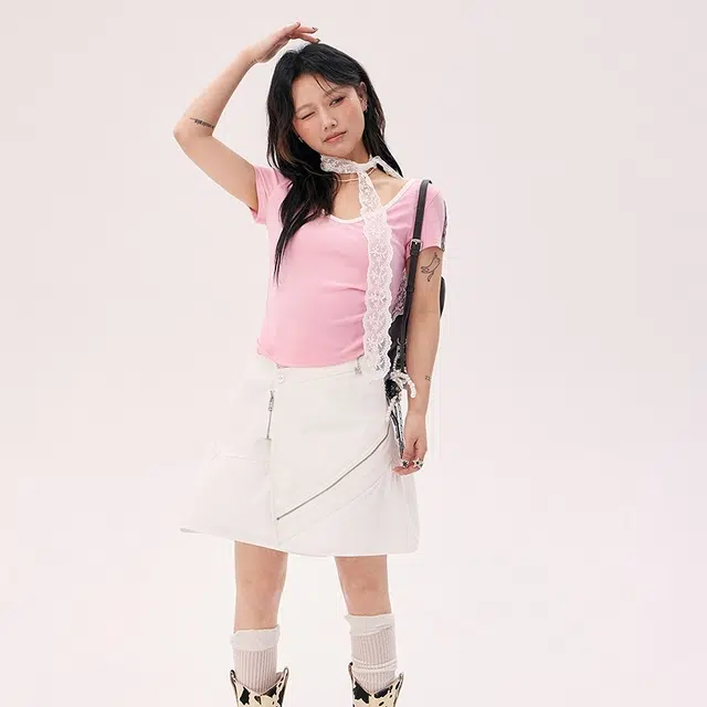 CHUU V T