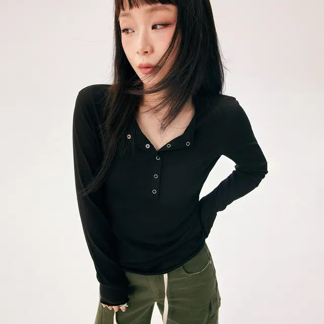 CHUU V T