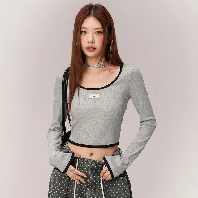 CHUU T