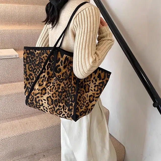 DALO Tote