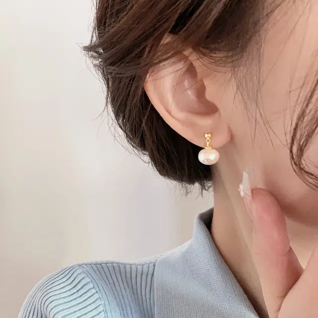 伊灿 韩版精致小众设计感高级 电镀真金 仿珍珠 耳钉 女款