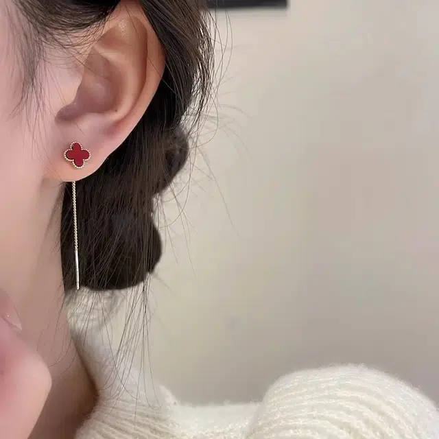 S925