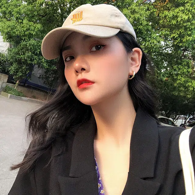 伊灿 小众设计感高级素圈 通勤气质 铜镀真金 耳环 女款