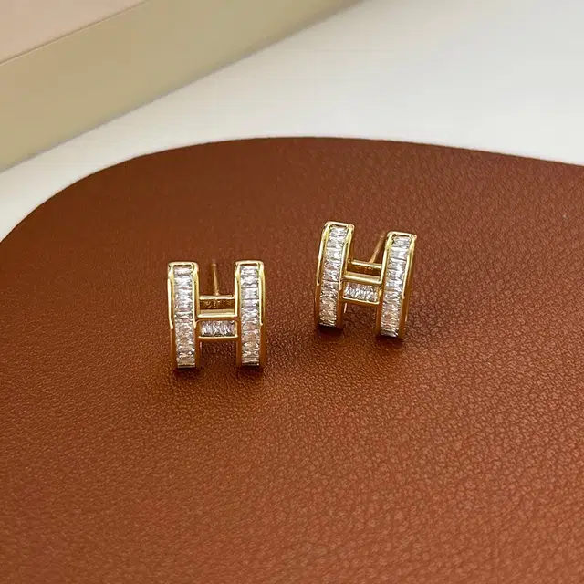H S925
