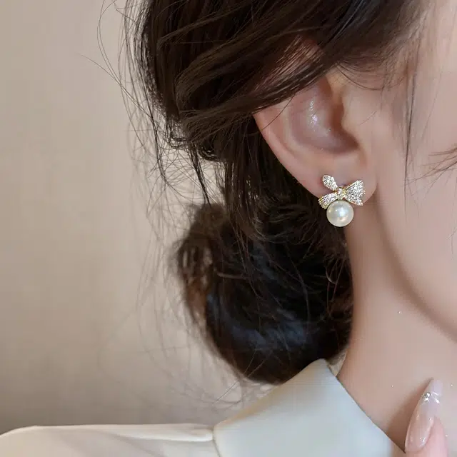 伊灿 蝴蝶结小众设计高级感耳饰 仿珍珠 耳环 女 金色