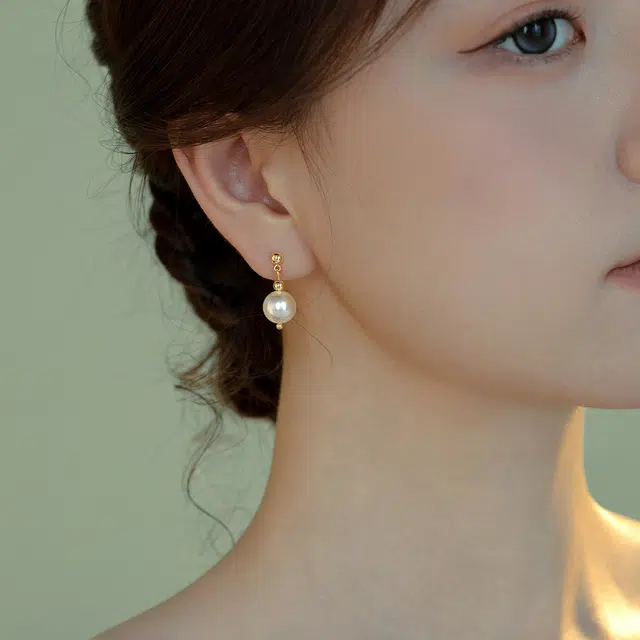 S925