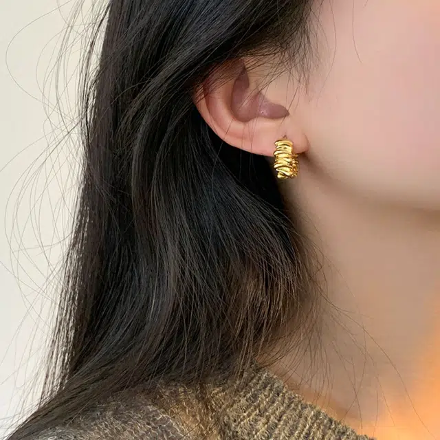 伊灿 金色素圈 小众设计高级感耳饰 铜电镀真金 耳环 女