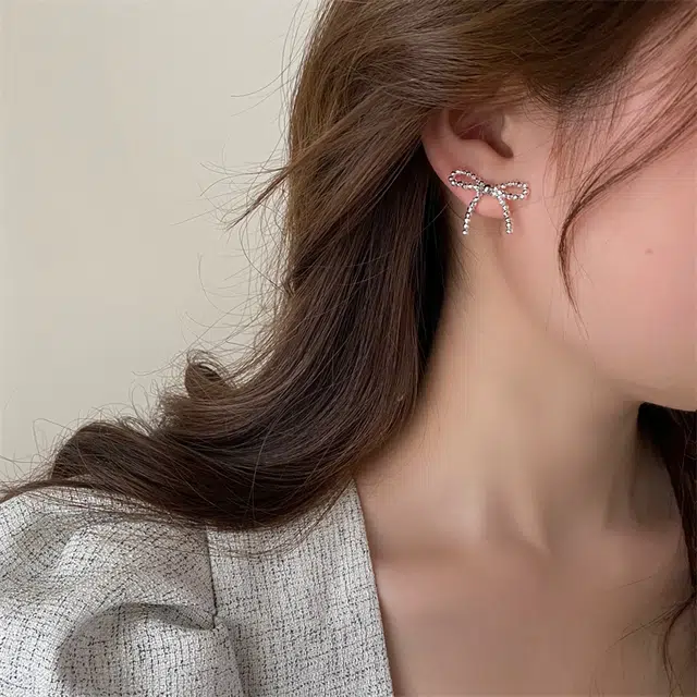 S925
