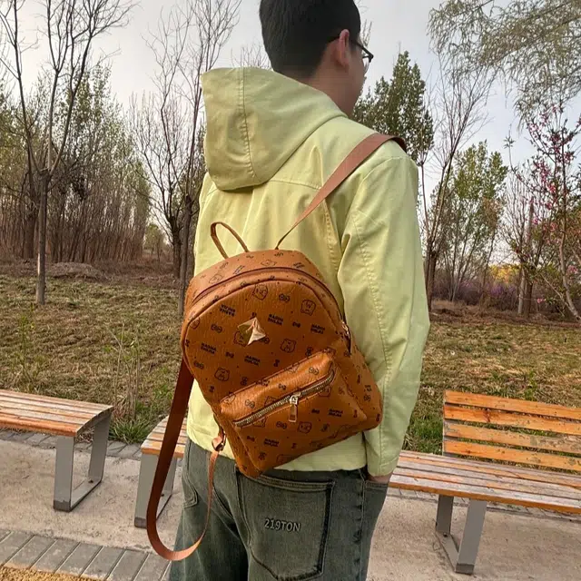 PU