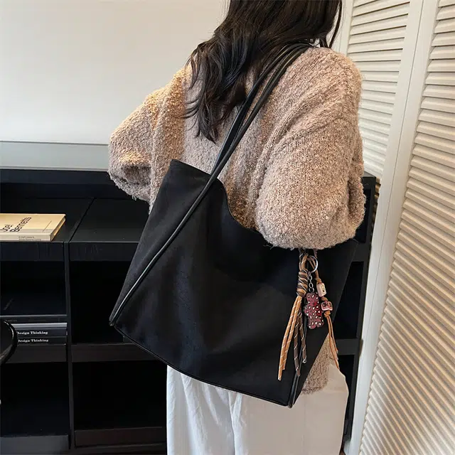 凡思曼 秋冬复古高级感韩版通勤大学生上课简约纯色托特包 皮绒 单肩包 常规 女款 多色