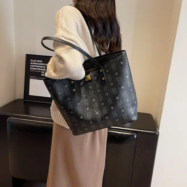 PU Tote