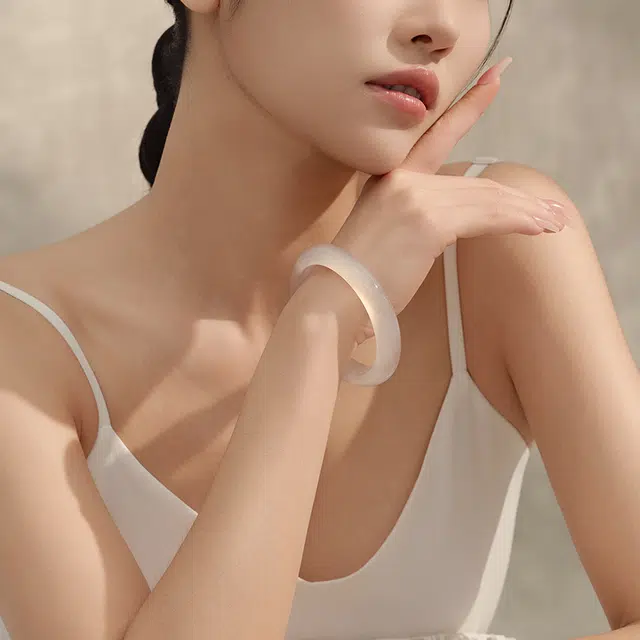 中鑫珠宝 玉镯女荔枝冻髓镯子透香槟色镯宽版 玉髓 手镯 女款