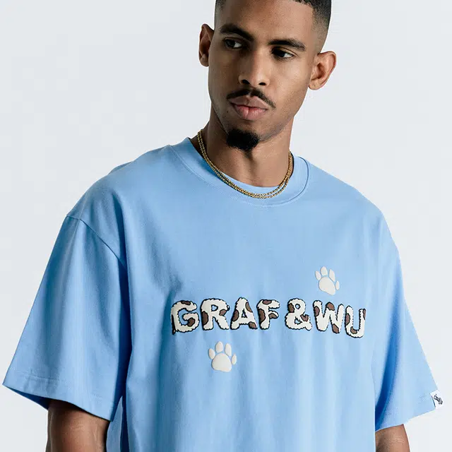 GRAF T