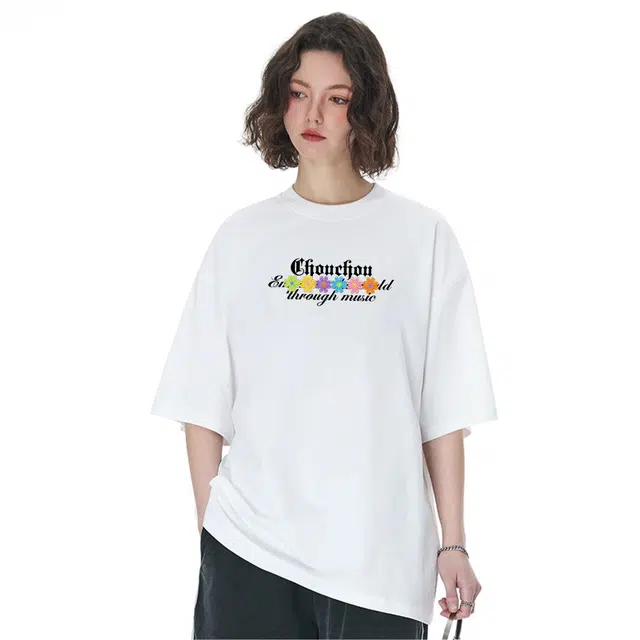 Logo T
