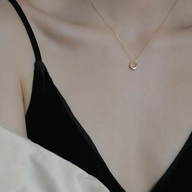 S925