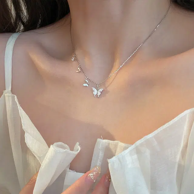 S925